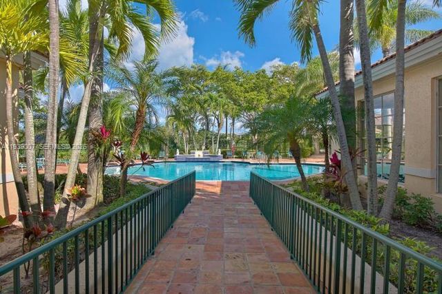 1727 Village Boulevard 102, West Palm Beach, FL 33409