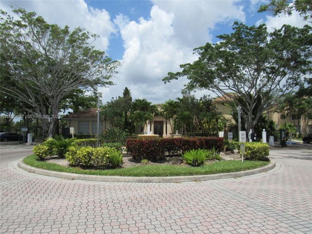 1727 Village Boulevard 102, West Palm Beach, FL 33409