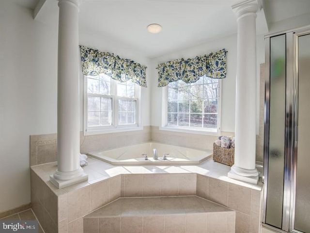 5 REGAL CT, Stafford, VA 22554