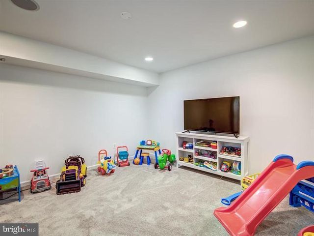 5 REGAL CT, Stafford, VA 22554