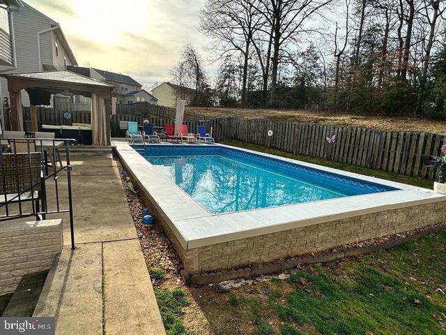 5 REGAL CT, Stafford, VA 22554