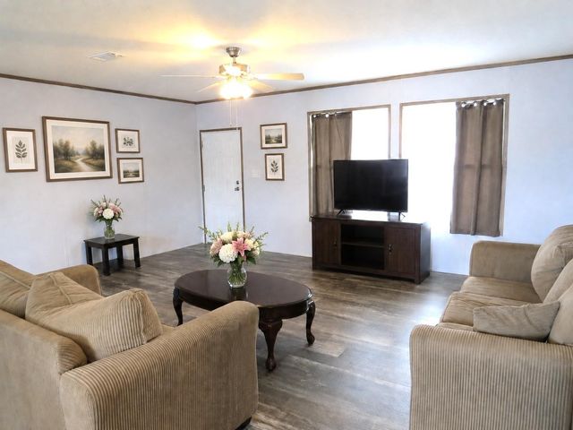 711 County Road 5006, Cleveland, TX 77327