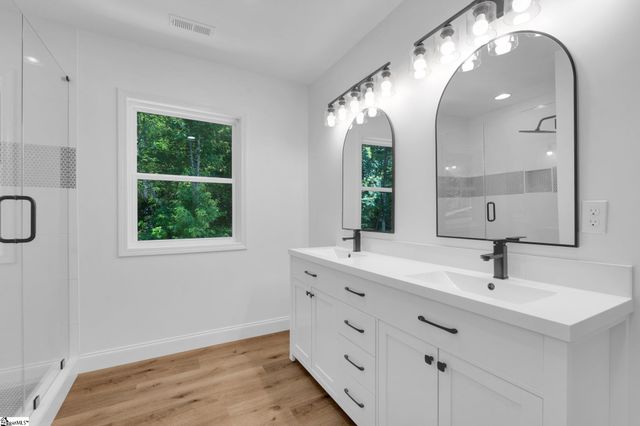 234 Brookview Circle, Easley, SC 29642