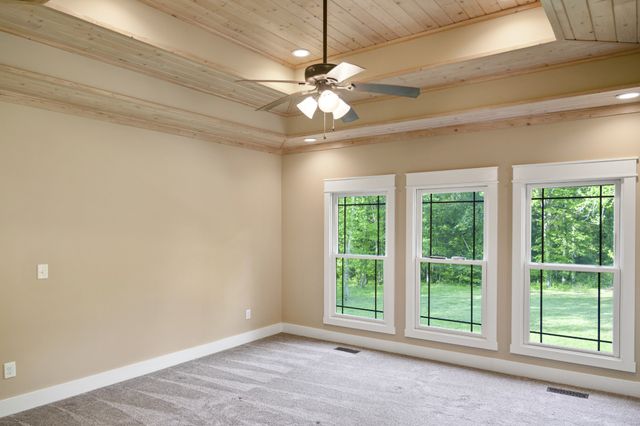 1520 Puryears Bend Rd, Hartsville, TN 37074