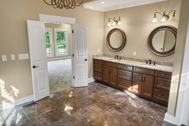 1520 Puryears Bend Rd, Hartsville, TN 37074