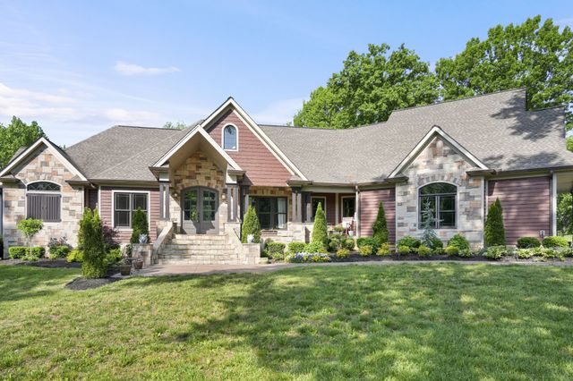 1520 Puryears Bend Rd, Hartsville, TN 37074