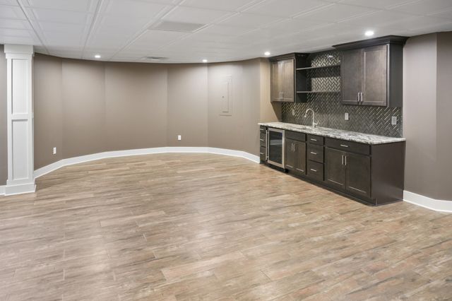 1520 Puryears Bend Rd, Hartsville, TN 37074