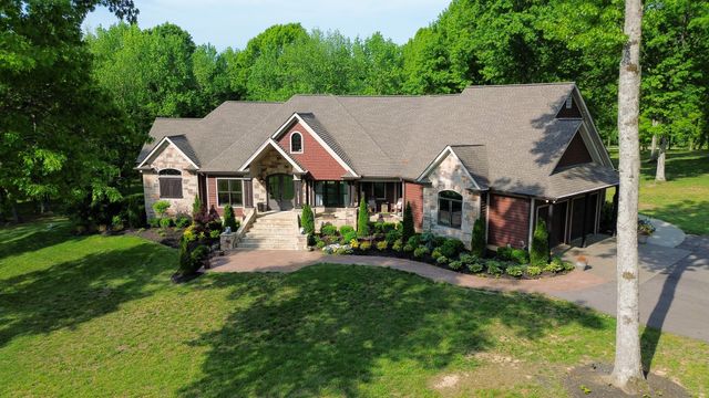 1520 Puryears Bend Rd, Hartsville, TN 37074