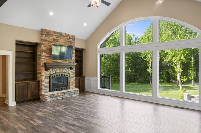 1520 Puryears Bend Rd, Hartsville, TN 37074