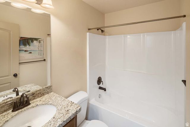 384 N 710 E, Salem, UT 84653