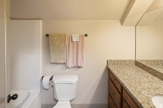 384 N 710 E, Salem, UT 84653