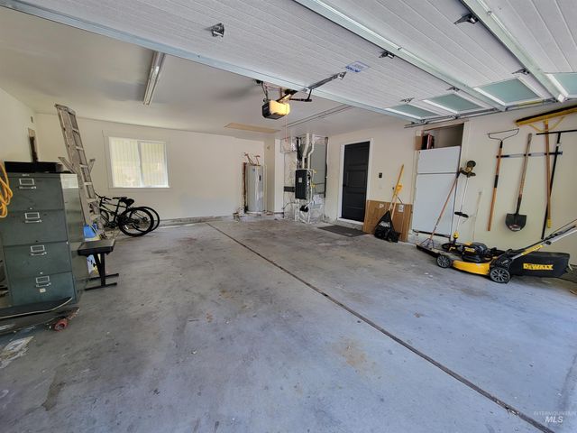 809 E Pennsylvania Dr, Boise, ID 83706