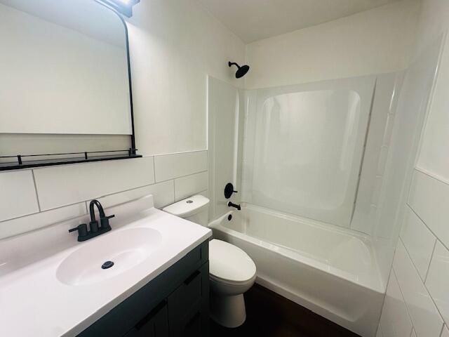 900 18TH Avenue, Council Bluffs, IA 51501