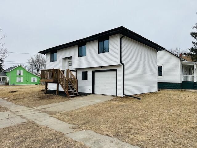 900 18TH Avenue, Council Bluffs, IA 51501