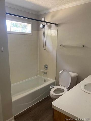 284 E Roddam Street, Sulphur, LA 70663