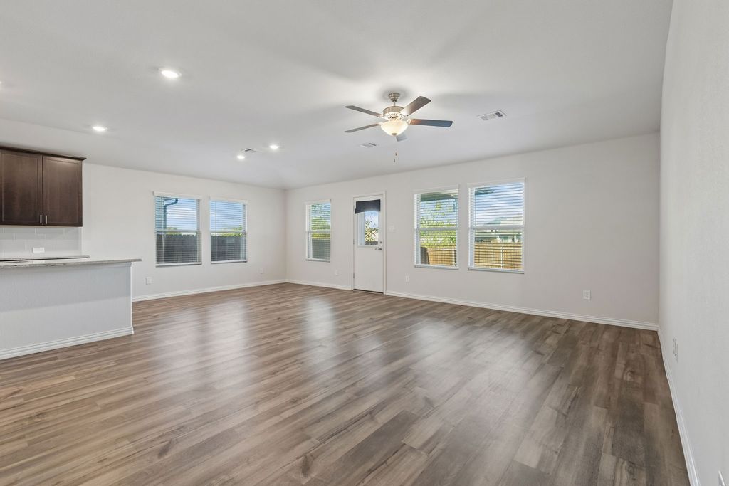 10525 Takala Drive, Fort Worth, TX 76179 — photo 2