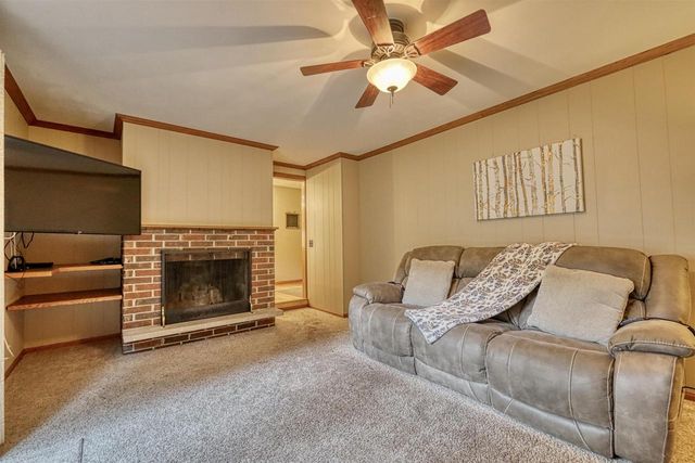7315 Voss Parkway, Middleton, WI 53562