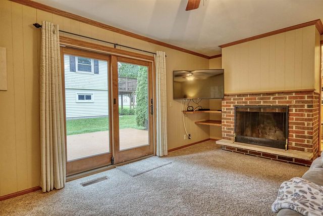 7315 Voss Parkway, Middleton, WI 53562