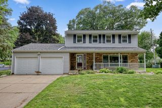 7315 Voss Parkway, Middleton, WI 53562