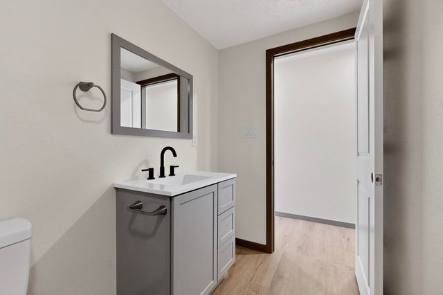 9368 Valley View Drive NW 1, Albuquerque, NM 87114