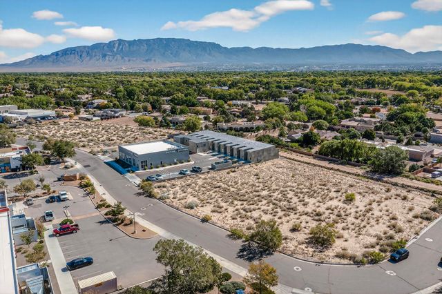 9368 Valley View Drive NW 1, Albuquerque, NM 87114