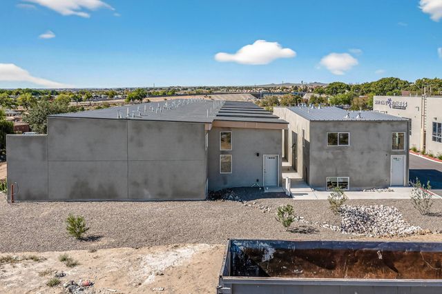 9368 Valley View Drive NW 1, Albuquerque, NM 87114