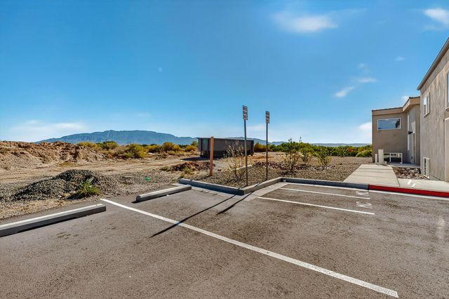 9368 Valley View Drive NW 1, Albuquerque, NM 87114