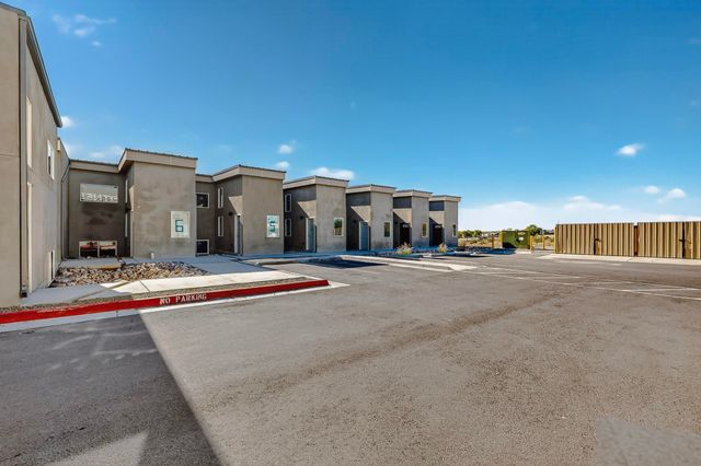 9368 Valley View Drive NW 1, Albuquerque, NM 87114