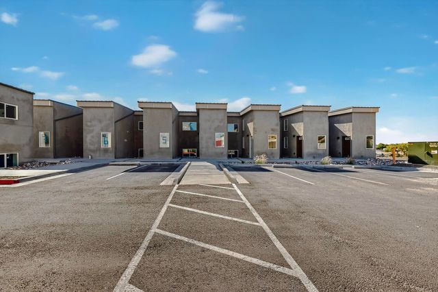 9368 Valley View Drive NW 1, Albuquerque, NM 87114