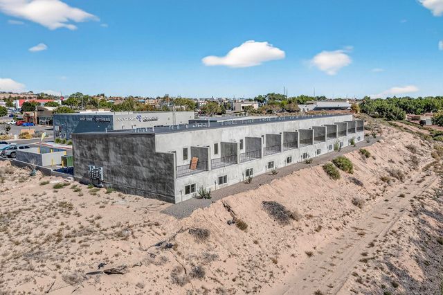 9368 Valley View Drive NW 1, Albuquerque, NM 87114