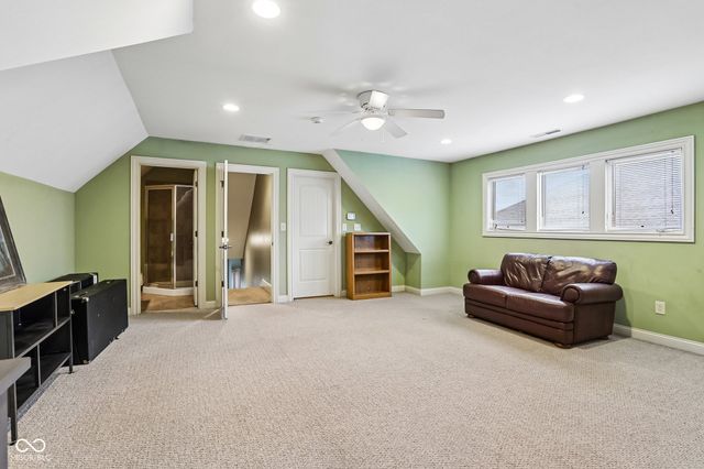 6942 Bladstone Road, Noblesville, IN 46062
