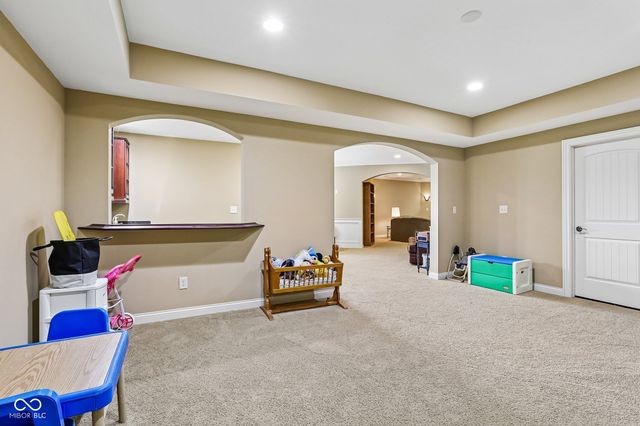 6942 Bladstone Road, Noblesville, IN 46062