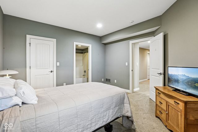 6942 Bladstone Road, Noblesville, IN 46062
