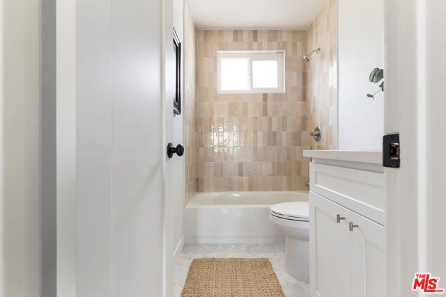 2135 Bellevue Avenue 10, Los Angeles, CA 90026