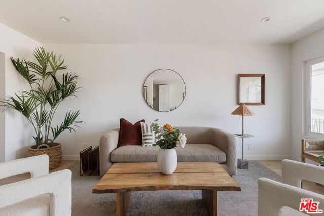 2135 Bellevue Avenue 10, Los Angeles, CA 90026