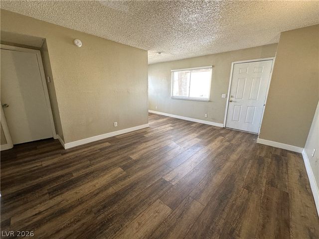 3620 ALA Drive 4, Las Vegas, NV 89103
