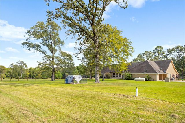 7875 Willys Road, New Waverly, TX 77358