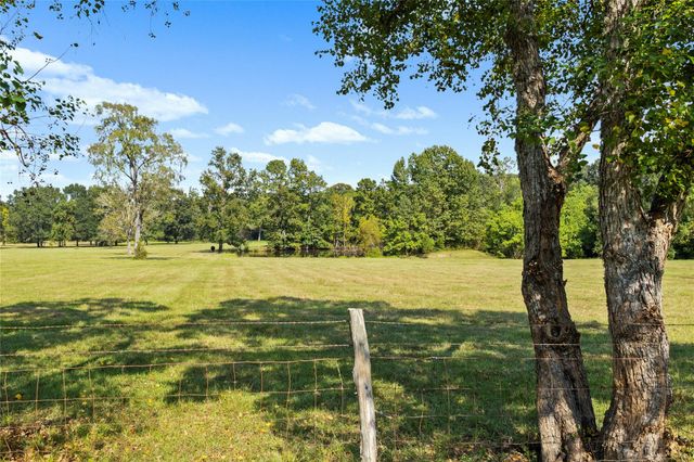 7875 Willys Road, New Waverly, TX 77358