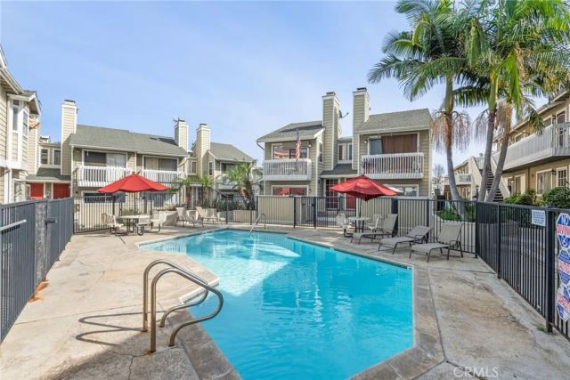 14865 Mulberry Dr 1105, Whittier, CA 90604