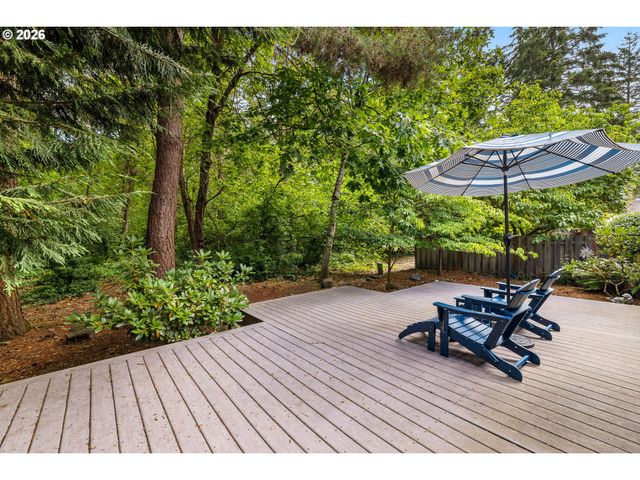 4363 WOODSIDE Cir, Lake Oswego, OR 97035