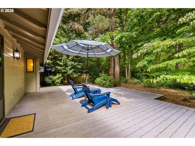 4363 WOODSIDE Cir, Lake Oswego, OR 97035