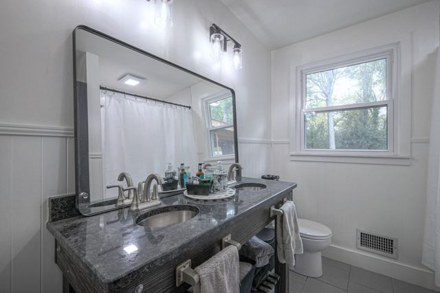 725 Harpeth Pkwy, W, Nashville, TN 37221