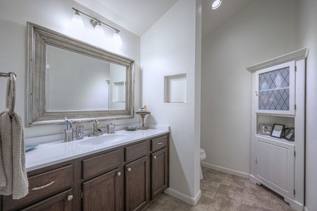 725 Harpeth Pkwy, W, Nashville, TN 37221