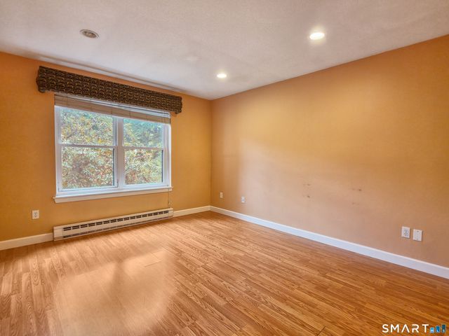36 Wellington Drive 36, Farmington, CT 06032
