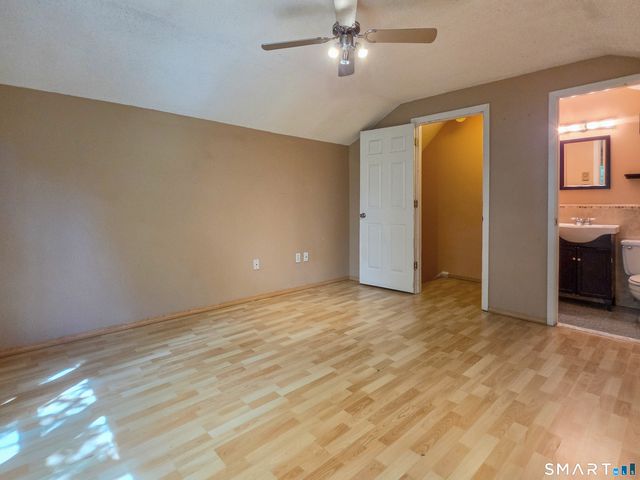 36 Wellington Drive 36, Farmington, CT 06032