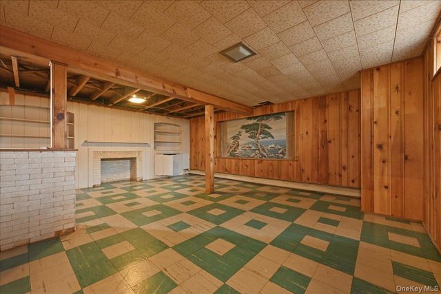 95 Pacific Street, Massapequa Park, NY 11762