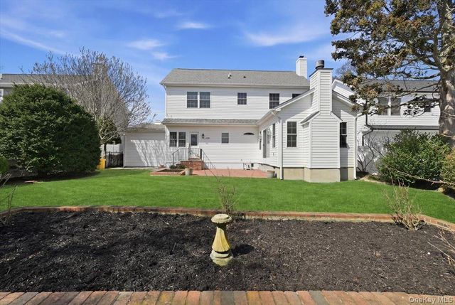 95 Pacific Street, Massapequa Park, NY 11762