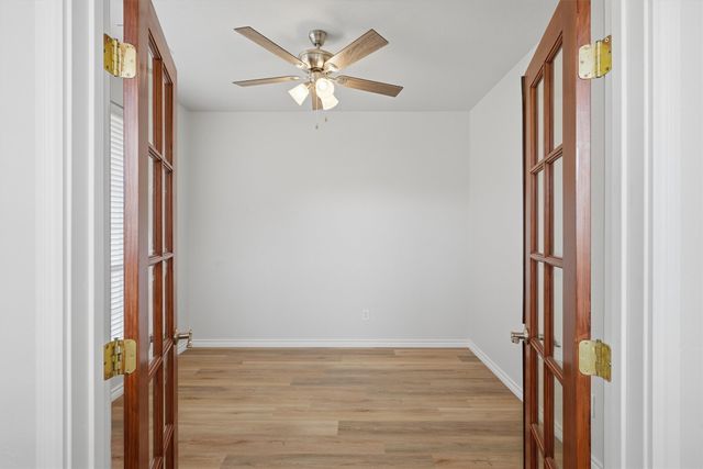 10986 Hawks Landing Road, Fort Worth, TX 76052