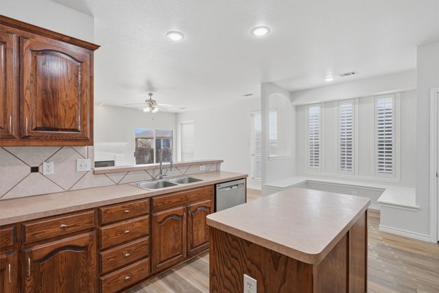 10986 Hawks Landing Road, Fort Worth, TX 76052