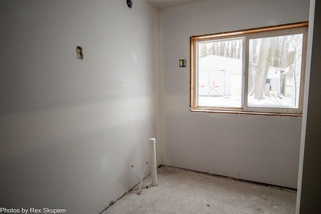 10021 S Mason Drive, Grant, MI 49327